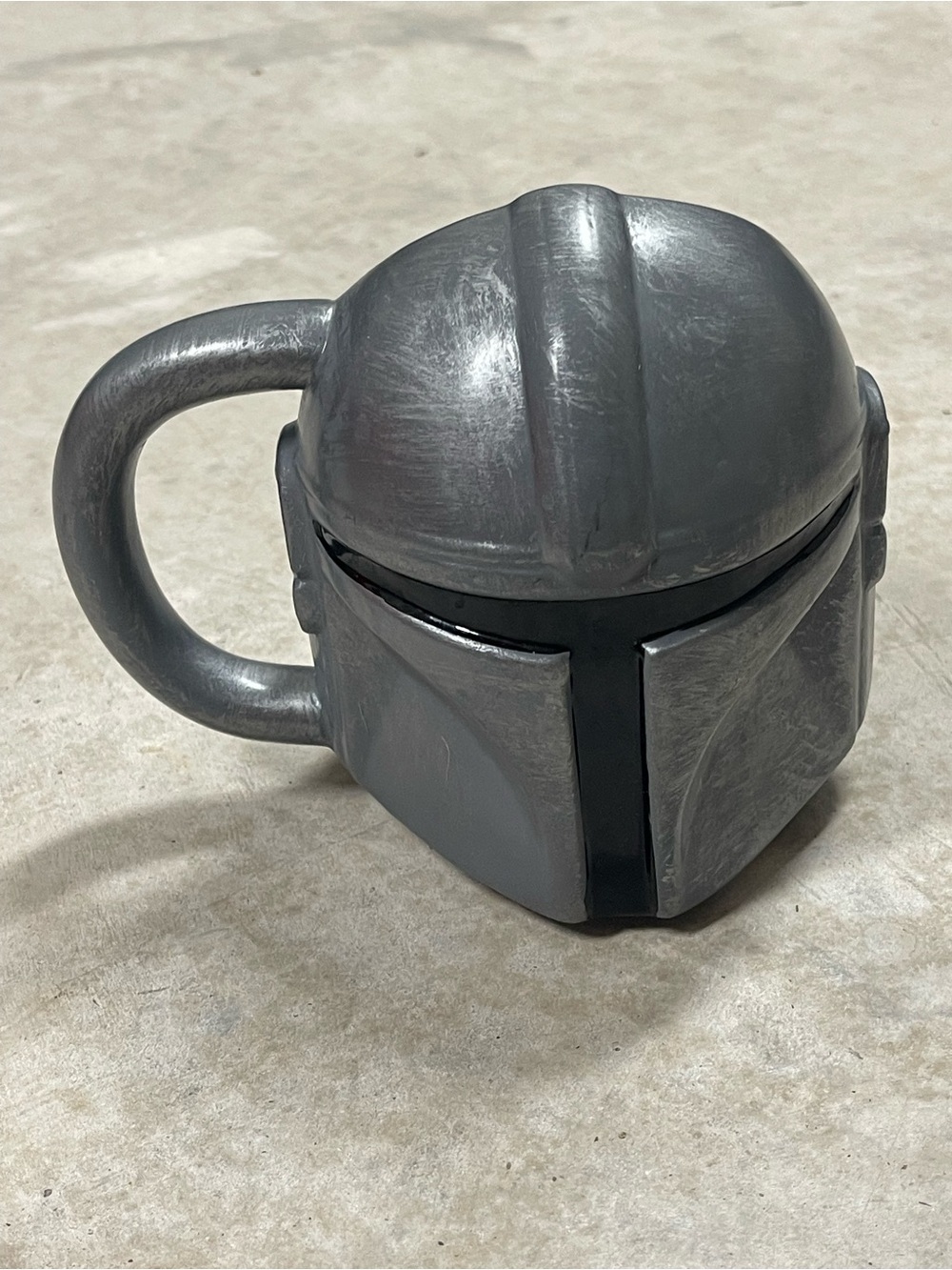 Star Wars The Madalorian Helmet Mug/Decor Science Fiction BioWorld - EUC